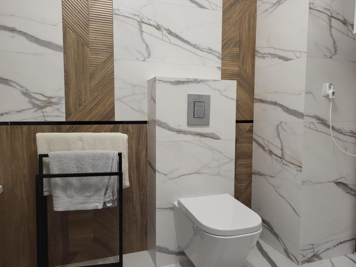 Radlinska 21 Folwark Apartment เคียลเซ ภายนอก รูปภาพ